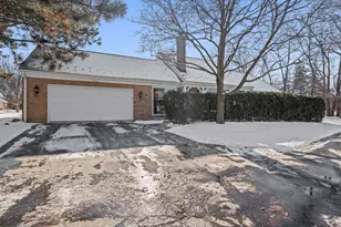 1427 Shire Cir, Inverness, IL 60067 - Photo 28