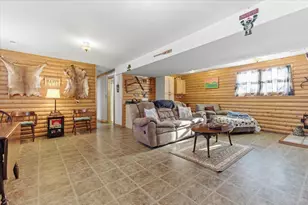 121 E Clarendon Dr, Round Lake Beach, IL 60073 - Photo 18