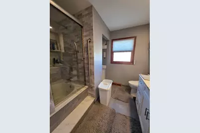 19 Pasadena Drive, Oswego, IL 60543 - Photo 8