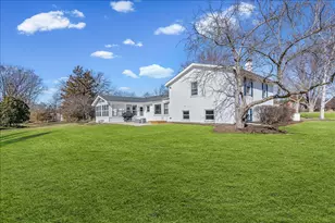 19 Golfview Ln, Lake Barrington, IL 60010 - Photo 24