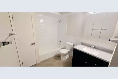 318 W Naperville Road #8, Westmont, IL 60559 - Photo 12