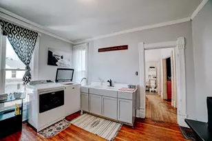 128 W Mulberry St, Watseka, IL 60970 - Photo 34