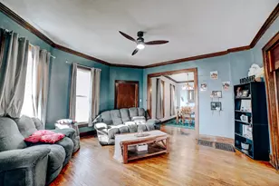 128 W Mulberry St, Watseka, IL 60970 - Photo 10