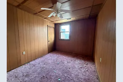 1021 Jefferson Avenue, Charleston, IL 61920 - Photo 22