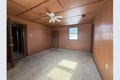 1021 Jefferson Avenue, Charleston, IL 61920 - Photo 20