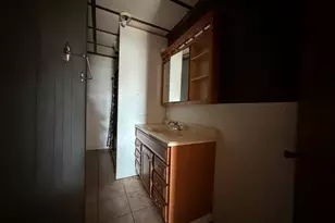 1021 Jefferson Ave, Charleston, IL 61920 - Photo 30