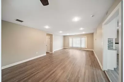 7949 Newland Avenue, Burbank, IL 60459 - Photo 8