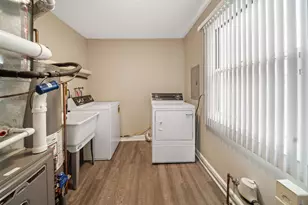 7949 Newland Ave, Burbank, IL 60459 - Photo 16