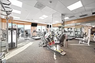 195 N Harbor Dr, Chicago, IL 60601 - Photo 24