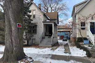 2128 W Eastwood Ave, Chicago, IL 60625 - Photo 2