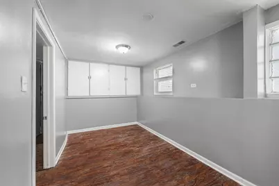 2302 N Hamlin Avenue, Chicago, IL 60647 - Photo 16