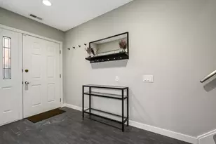 1715 N Wells St, Chicago, IL 60614 - Photo 2