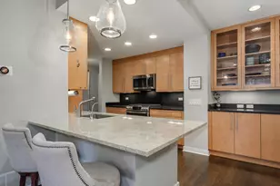 1715 N Wells St, Chicago, IL 60614 - Photo 10