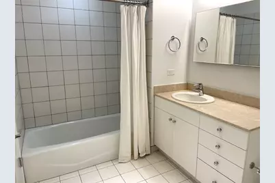 8 E Randolph Street #2307, Chicago, IL 60601 - Photo 12