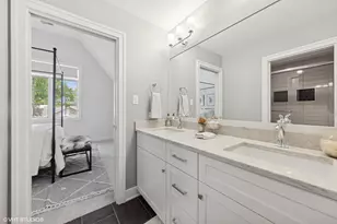 1036 S Ashland Ave, La Grange, IL 60525 - Photo 24