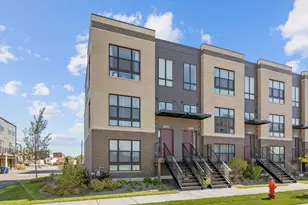 2251 Parkside Dr, Schaumburg, IL 60173 - Photo 2