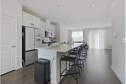 [Address not provided], Schaumburg, IL 60173 - Photo 4