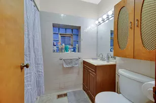 3329 S Racine Ave, Chicago, IL 60608 - Photo 12