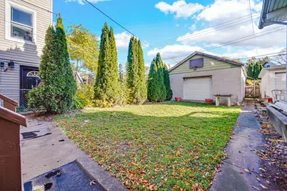 3329 S Racine Avenue, Chicago, IL 60608 - Photo 12