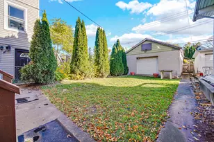 3329 S Racine Ave, Chicago, IL 60608 - Photo 12