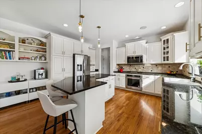 [Address not provided], South Elgin, IL 60177 - Photo 4