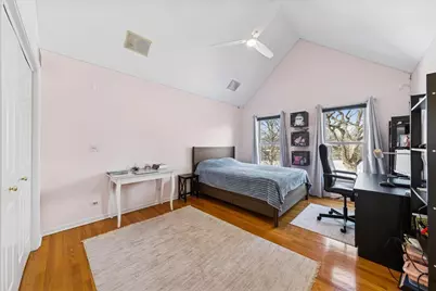 [Address not provided], South Elgin, IL 60177 - Photo 24