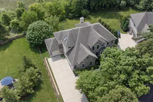 [Address not provided], South Elgin, IL 60177 - Photo 32