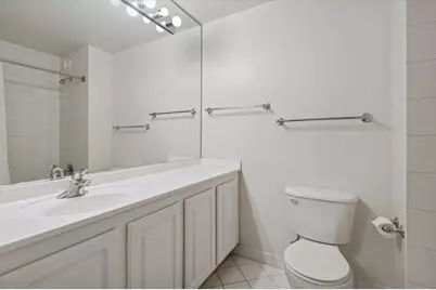 345 N La Salle Drive #1006, Chicago, IL 60654 - Photo 12