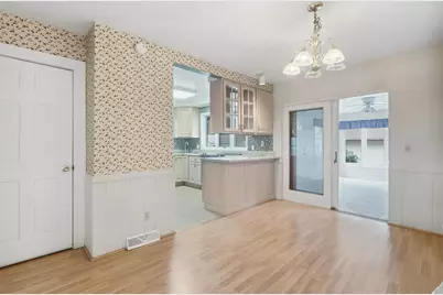 2534 30th Street, Rock Island, IL 61201 - Photo 12