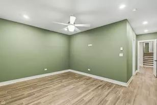 3914 S King Dr, Chicago, IL 60653 - Photo 32