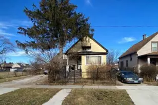 42 W 105th St, Chicago, IL 60628 - Photo 2