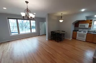 4552 N Newland Ave, Harwood Heights, IL 60706 - Photo 8