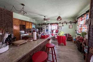 1012 S 6th St, Mattoon, IL 61938 - Photo 8