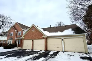 2400 Mallow Ct, Schaumburg, IL 60194 - Photo 2