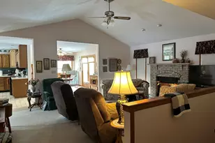 704 Brynnwood Ln, Lena, IL 61048 - Photo 8