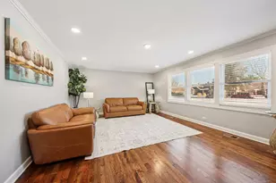 120 Walter Ct, Bloomingdale, IL 60108 - Photo 4