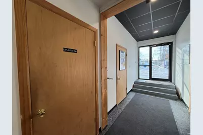 3112 Avenue Of The Cities Avenue, Moline, IL 61265 - Photo 4