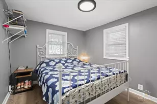 268 N Gifford St, Elgin, IL 60120 - Photo 16