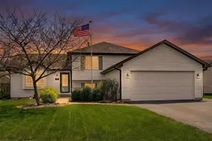 6822 Hadrian Dr, Joliet, IL 60431 - Photo 2