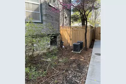 330 N Ridgeland Avenue, Oak Park, IL 60302 - Photo 8