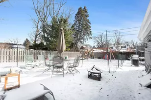 121 Pomeroy Ave, Crystal Lake, IL 60014 - Photo 24