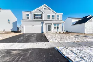 454 Bower Ln, Oswego, IL 60543 - Photo 4