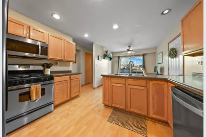 230 E Big Timber Drive, Coal City, IL 60416 - Photo 14