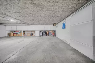 18559 Escanaba Ave, Lansing, IL 60438 - Photo 14