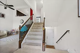 [Address not provided], Winfield, IL 60190 - Photo 4