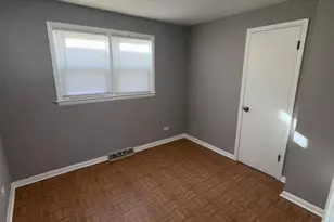 [Address not provided], Chicago, IL 60636 - Photo 4