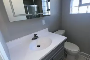 [Address not provided], Chicago, IL 60636 - Photo 6