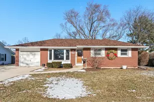 2245 Copley St, Aurora, IL 60506 - Photo 2