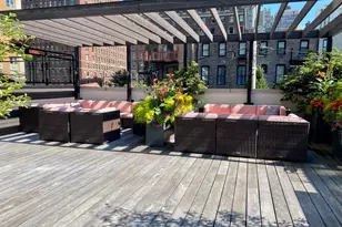 21 W Goethe St, Chicago, IL 60610 - Photo 42