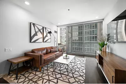 653 N Kingsbury Street #1204, Chicago, IL 60654 - Photo 4